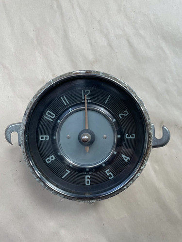 Karmann ghia volt - , clock